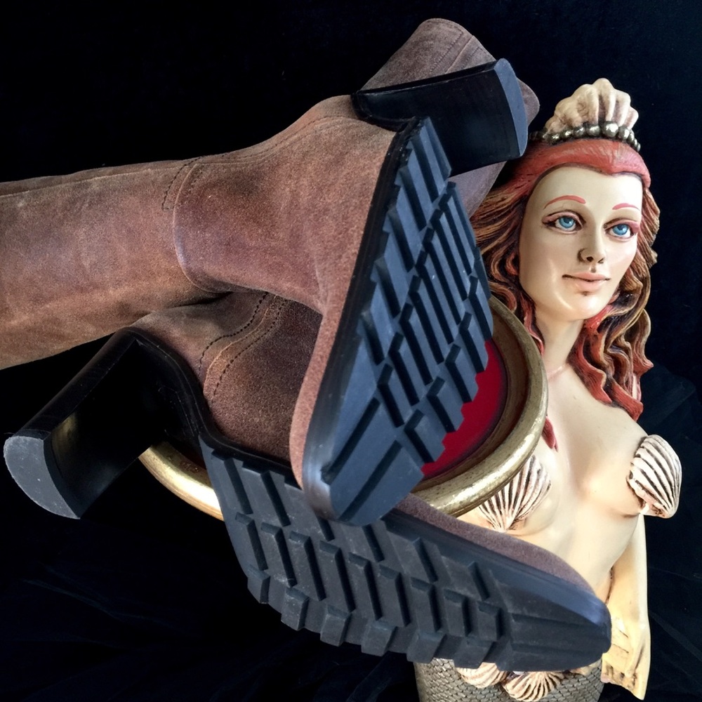 Kenneth Cole Brown Leather Boots w/Lug Soles 8